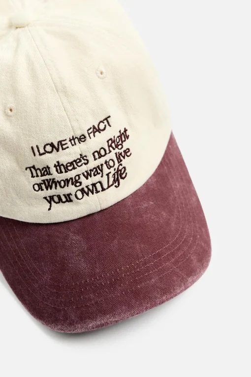 GORRA TEXTO BORDADO