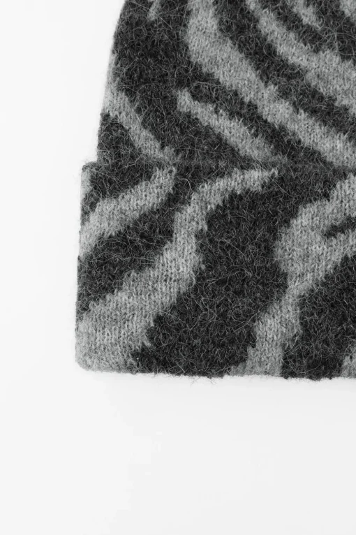 GORRO BEANIE PUNTO ESTAMPADO ANIMAL
