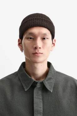GORRO CORTO PUNTO