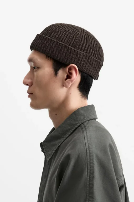 GORRO CORTO PUNTO