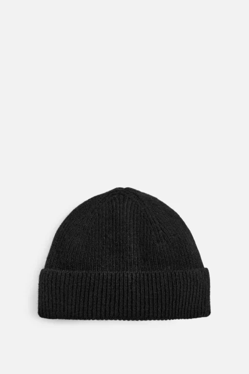 GORRO CORTO PUNTO CON LANA