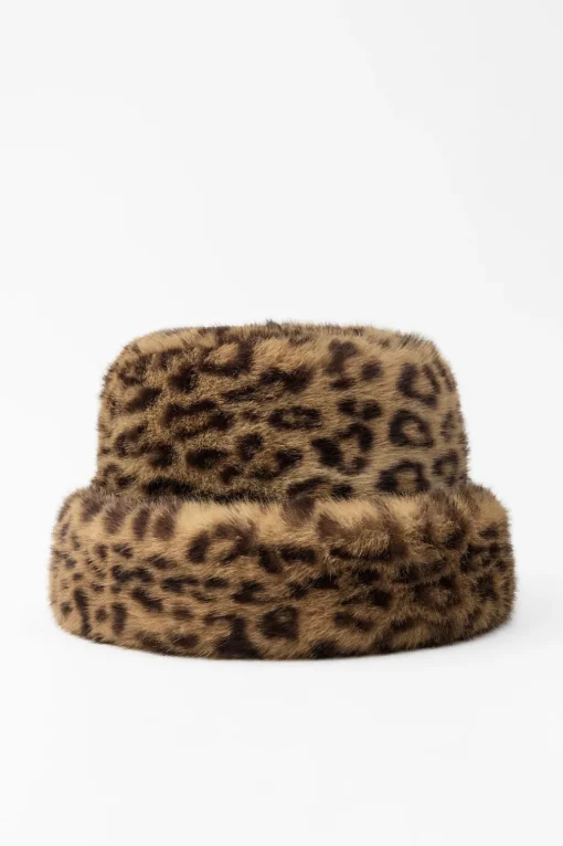 GORRO EFECTO PELO ESTAMPADO ANIMAL