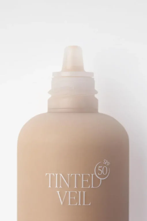 HIDRATANTE ULTRALIGERA SPF50 CON COLOR
