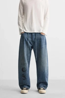 JEANS BAGGY FIT ESTAMPADOS X ALL CAPS STUDIO