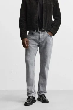 JEANS REGULAR FIT LAVADO