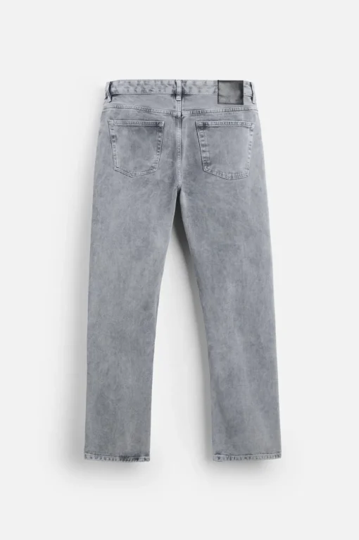 JEANS REGULAR FIT LAVADO