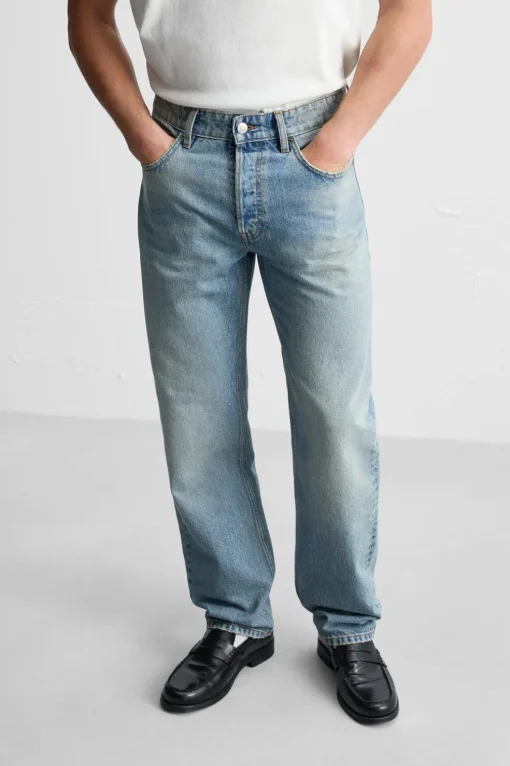 JEANS STRAIGHT FIT