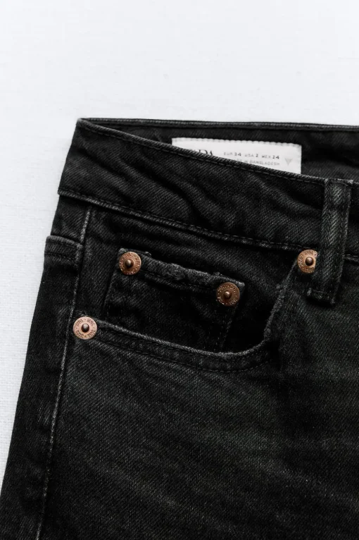 JEANS TRF RECTOS TIRO BAJO