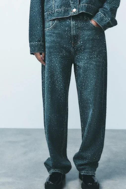 JEANS TRF RELAXED OVERSIZE TAPERED STRASS TIRO ALTO
