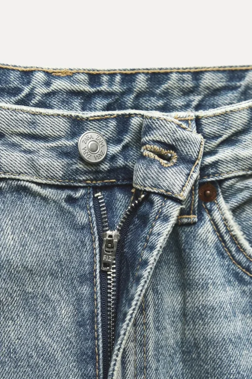 JEANS TRF RELAXED TIRO MEDIO