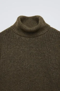 JERSEY PUNTO CUELLO VUELTO