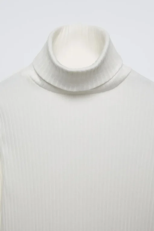 JERSEY RIB CUELLO VUELTO