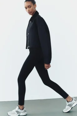 LEGGINGS ELÁSTICOS LATERALES