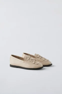 MOCASIN FLORES