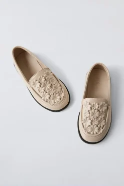 MOCASIN FLORES