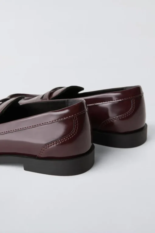 MOCASÍN CLÁSICO