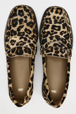 MOCASÍN ESTAMPADO ANIMAL PIEL