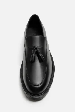 MOCASÍN PIEL BORLAS