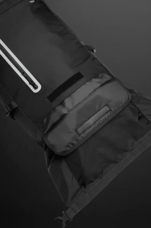 MOCHILA DEPORTIVA TÉCNICA
