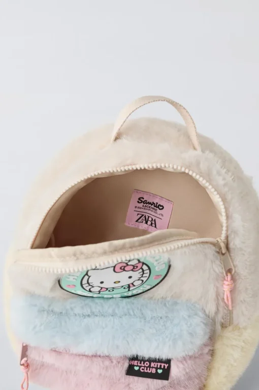 MOCHILA PELO HELLO KITTY ©