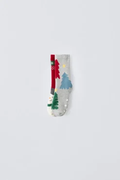 PACK DOS CALCETINES ANTIDESLIZANTES ÁRBOLES Y MUÑECO DE NIEVE