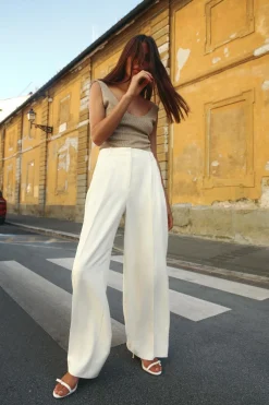 PANTALÓN ANCHO PINZAS