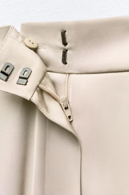 PANTALÓN ANCHO SATINADO