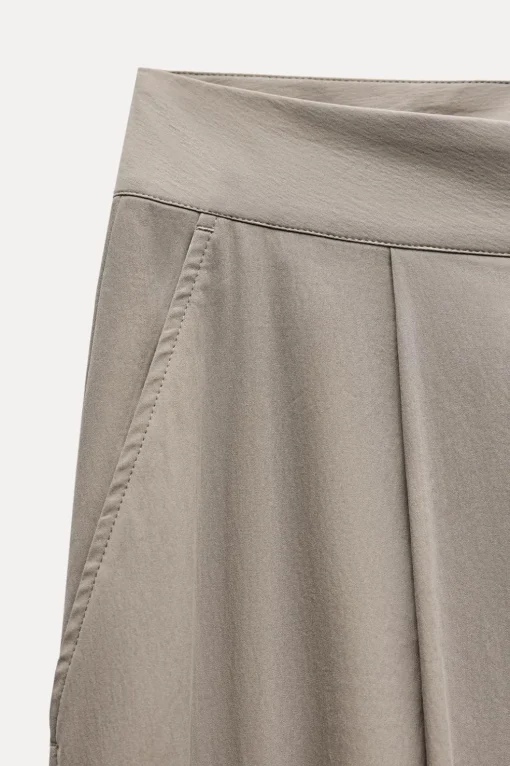 PANTALÓN BOTÓN BAJO ZW COLLECTION