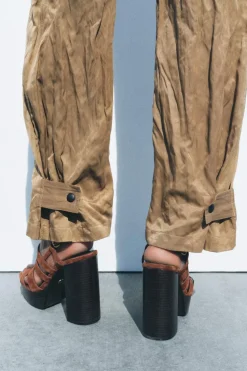 PANTALÓN CARGO ARRUGADO ZW COLLECTION