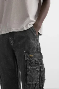 PANTALÓN CARGO BOLSILLOS