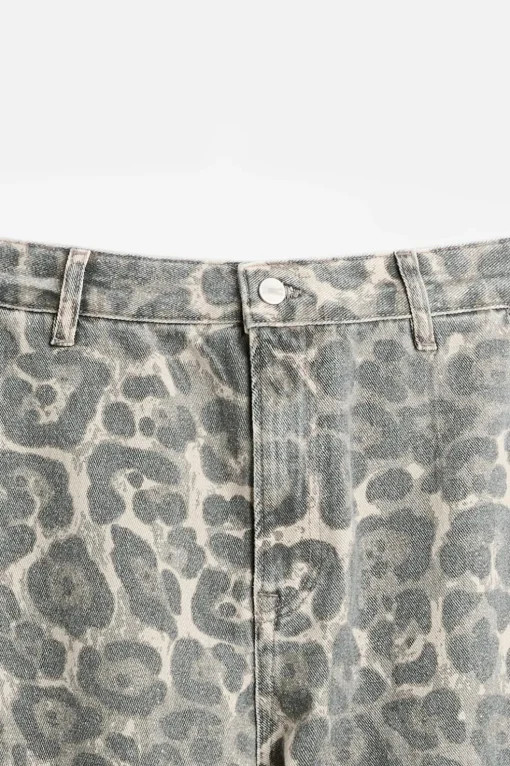 PANTALÓN CARPINTERO ESTAMPADO ANIMAL