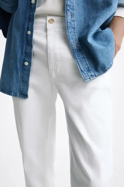 PANTALÓN CHINO