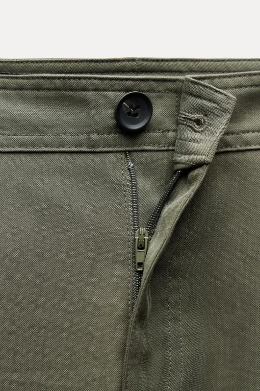 PANTALÓN CHINO PINZAS BAJO
