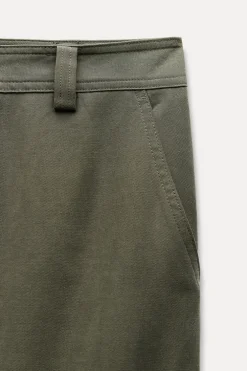 PANTALÓN CHINO PINZAS BAJO