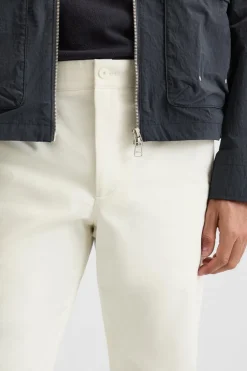 PANTALÓN CHINO STRAIGHT FIT