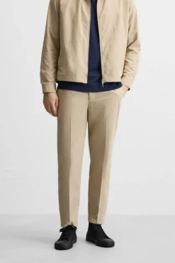 PANTALÓN CHINO TÉCNICO