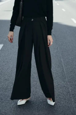 PANTALÓN CINTURÓN FINO