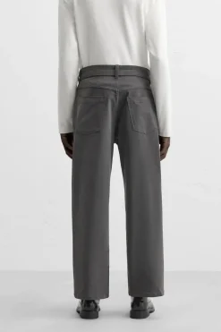 PANTALÓN CINTURÓN PLIEGUES
