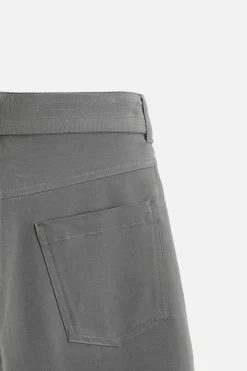 PANTALÓN CINTURÓN PLIEGUES
