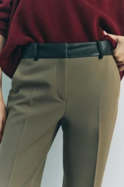 PANTALÓN COMBINADO CINTURA EFECTO PIEL