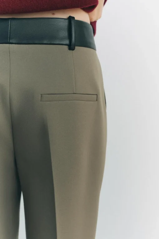 PANTALÓN COMBINADO CINTURA EFECTO PIEL