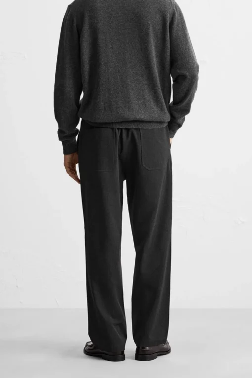 PANTALÓN CON VISCOSA PLIEGUES