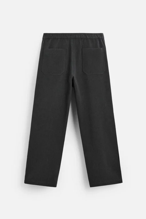 PANTALÓN CON VISCOSA PLIEGUES