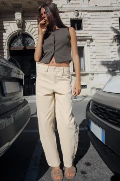 PANTALÓN COSTURA ADELANTADA