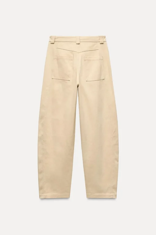PANTALÓN COSTURA ADELANTADA