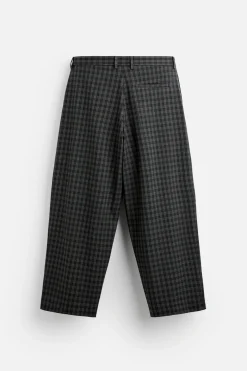 PANTALÓN CUADROS PLIEGUES