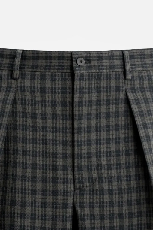 PANTALÓN CUADROS PLIEGUES