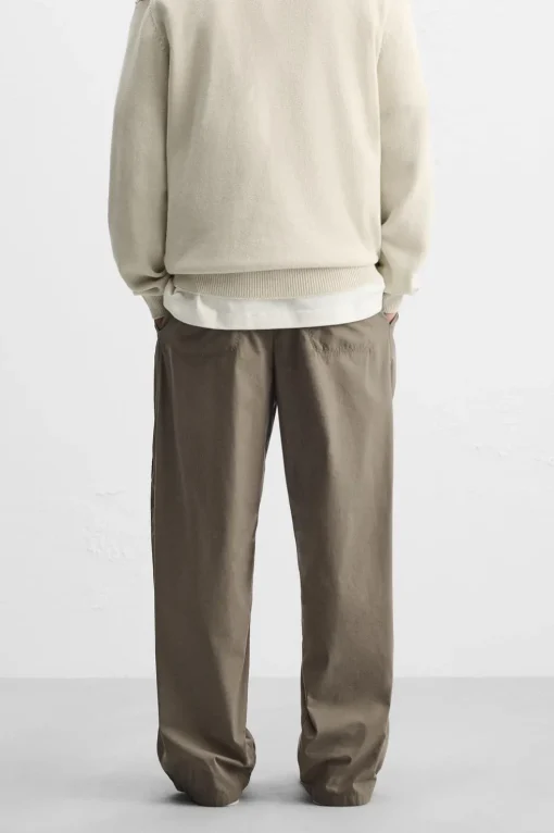PANTALÓN ESTRUCTURA PLIEGUES