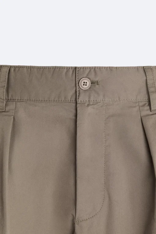 PANTALÓN ESTRUCTURA PLIEGUES