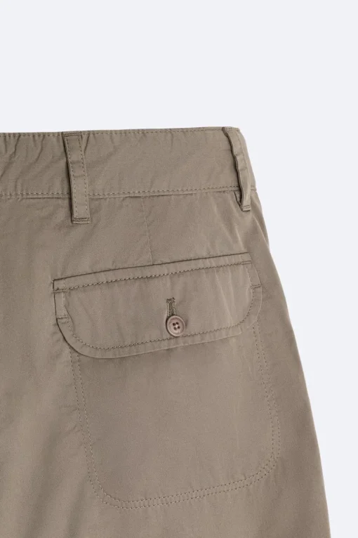 PANTALÓN ESTRUCTURA PLIEGUES